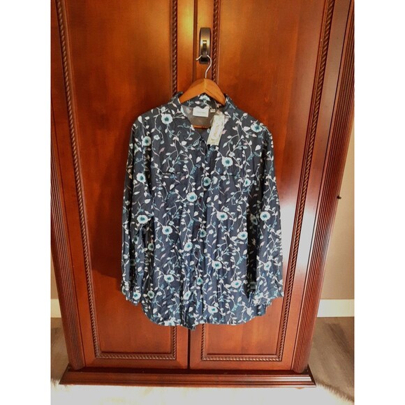 National Women's Size 3X Blue Floral Chambray Button-Up Blouse w/Pockets - Picture 1 of 10